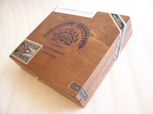 Load image into Gallery viewer, H. Upmann A.J. Fernandez Heritage Churchill Empty Cigar Box