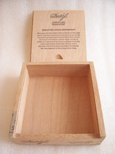 Load image into Gallery viewer, Davidoff Signature Exquisitos Empty Cigar Box