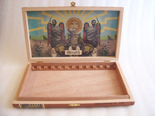 Load image into Gallery viewer, Foundation Menelik Empty Cigar Box
