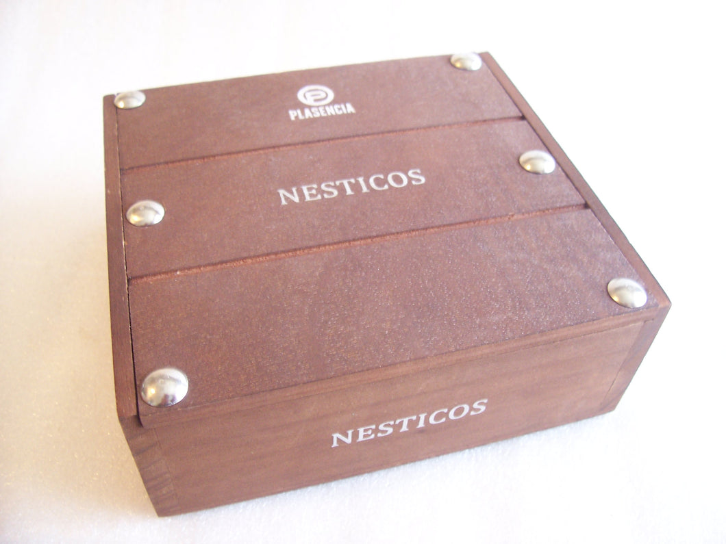 Plasencia Nesticos Studded Empty Cigar Box