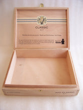Load image into Gallery viewer, Avo Uvezian Classic No. 2 Empty Cigar Box
