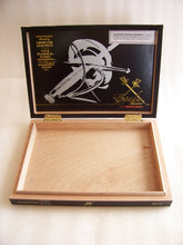 Load image into Gallery viewer, Montecristo Espada Oscuro Suede-Covered Empty Cigar Box
