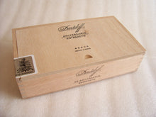 Load image into Gallery viewer, Davidoff Aniversario Entreacto Empty Cigar Box
