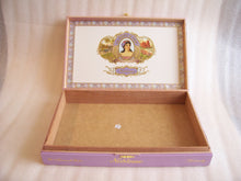 Load image into Gallery viewer, La Aroma de Cuba Noblesse Monarchy Empty Cigar Box
