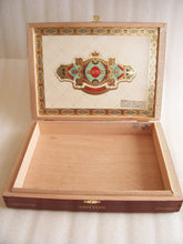 Load image into Gallery viewer, Ashton Symmetry Prestige Empty Cigar Box
